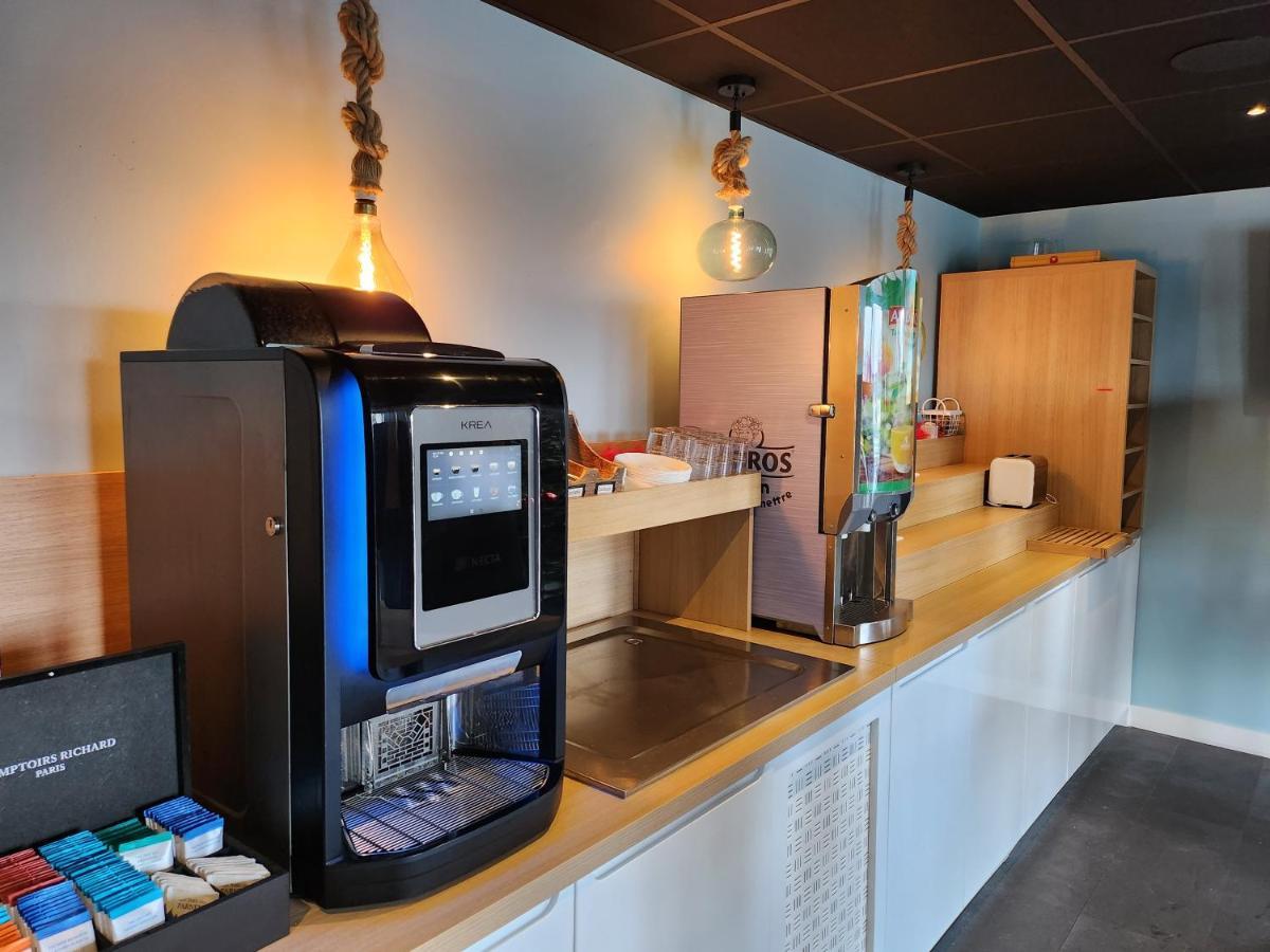 Kyriad Direct Saint Brieuc - Parc Des Expositions Tregueux Exteriör bild